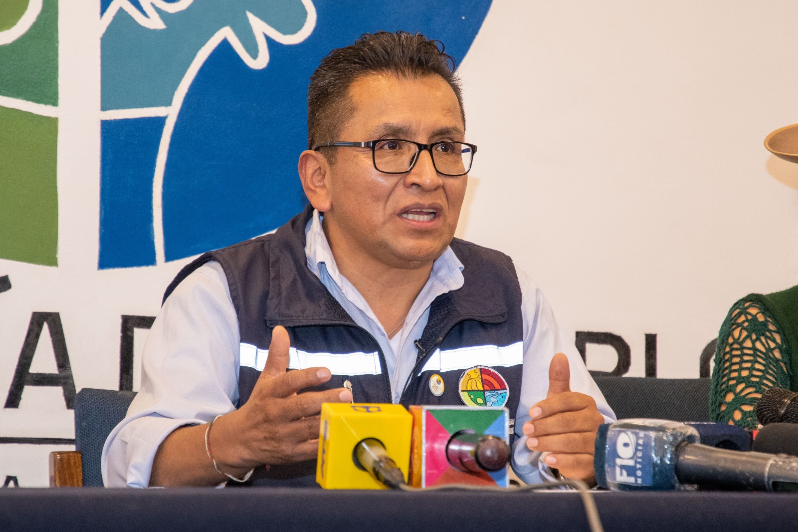 DEFENSOR DEL PUEBLO PIDE “PAUSA SOLIDARIA” EN BLOQUEOS Y EXIGE AL ESTADO “DAR UNA SOLUCIÓN A LA SITUACIÓN DE CONFLICTIVIDAD” EVITANDO EL PERJUICIO ENTRE BOLIVIANOS