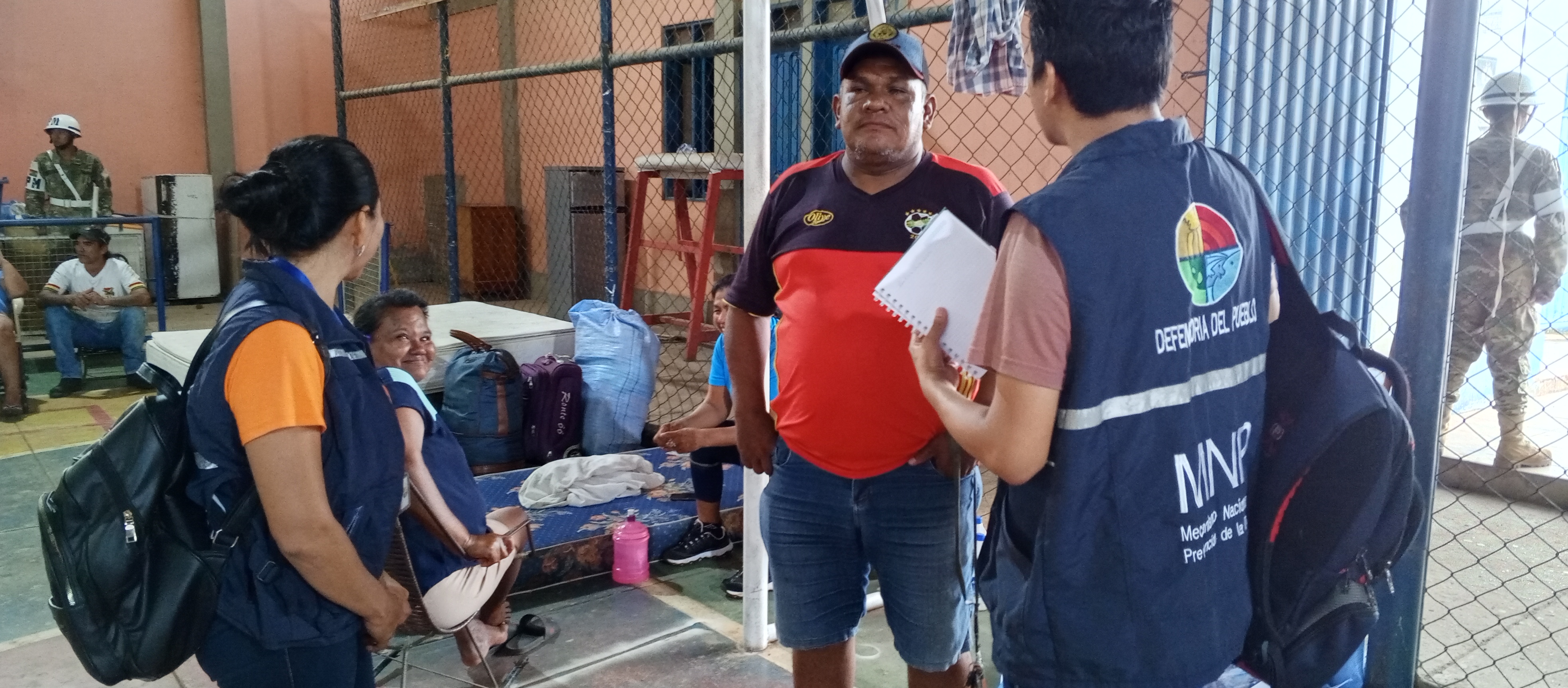 ANTE INUNDACIONES EN COBIJA: DEFENSORÍA DEL PUEBLO COADYUVA EN LA ATENCIÓN DE REQUERIMIENTOS EN LOS ALBERGUES