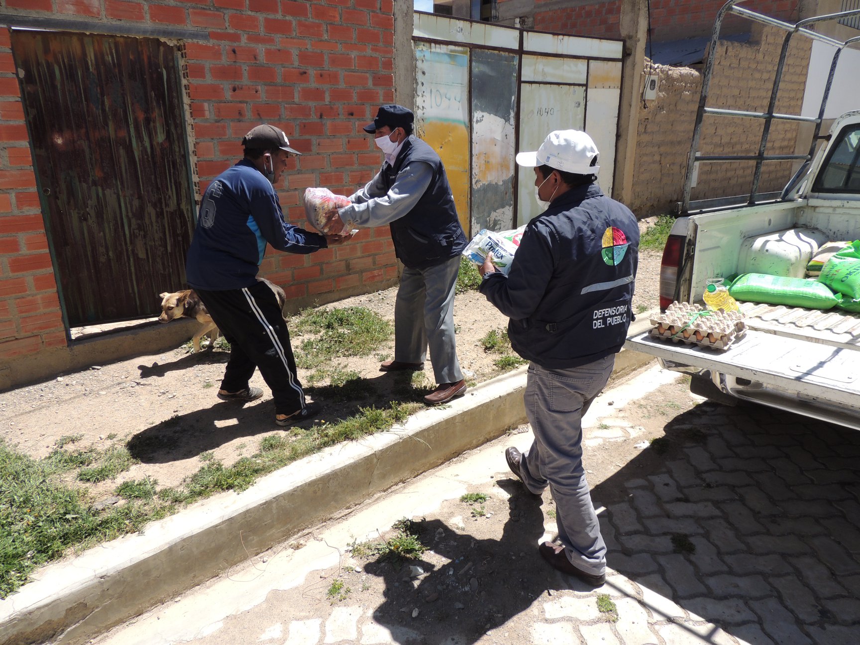 DEFENSORÍA DEL PUEBLO ENTREGA AYUDA SOLIDARIA A FAMILIAS VULNERABLES ALTEÑAS