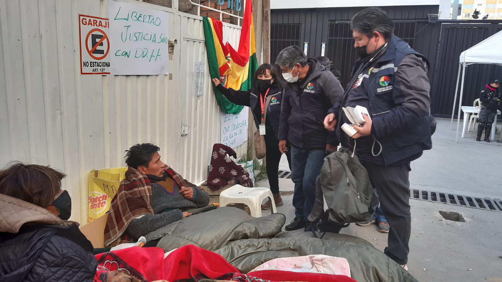 La Defensoría del Pueblo verifica estado de situación del conflicto de la APDHB