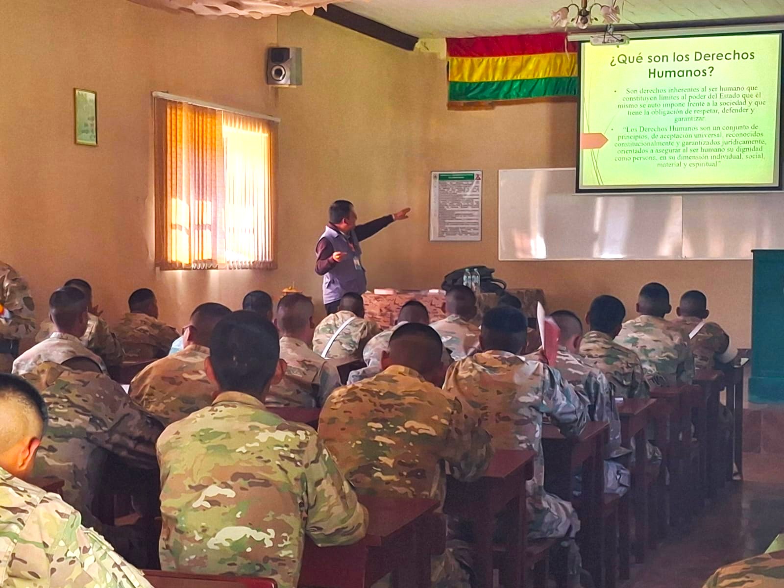 GUAQUI: 100 CONSCRIPTOS RECIBEN FORMACIÓN EN DD.HH. Y MASCULINIDADES EN TALLER REALIZADO POR LA DEFENSORÍA DEL PUEBLO
