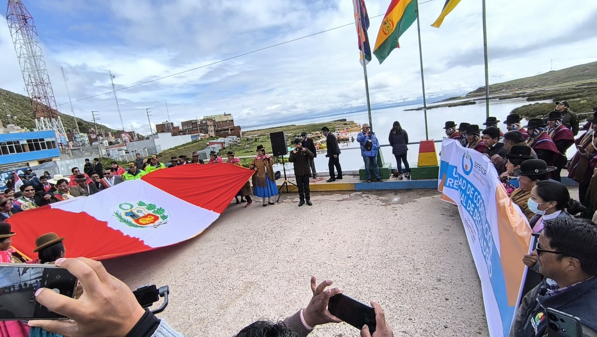 DÍA INTERNACIONAL DE LA MUJER: DEFENSORÍA DEL PUEBLO ORGANIZA MARCHA Y ENCUENTRO BINACIONAL BOLIVIA-PERÚ EN RECHAZO A LA VIOLENCIA