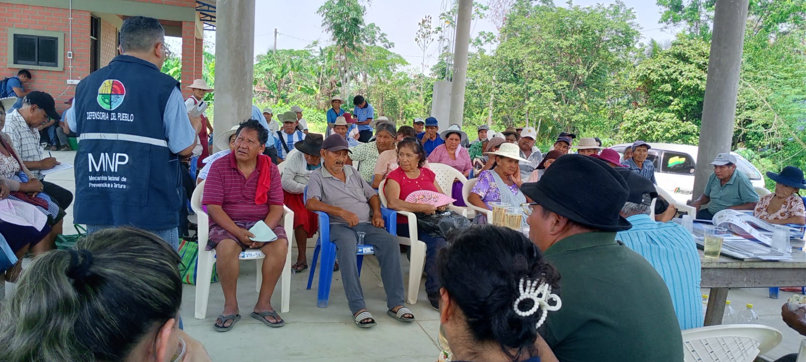 DEFENSORÍA DEL PUEBLO SOCIALIZA LA LEY GENERAL DE LAS PERSONAS ADULTAS MAYORES EN EL MUNICIPIO DE PUERTO VILLARROEL