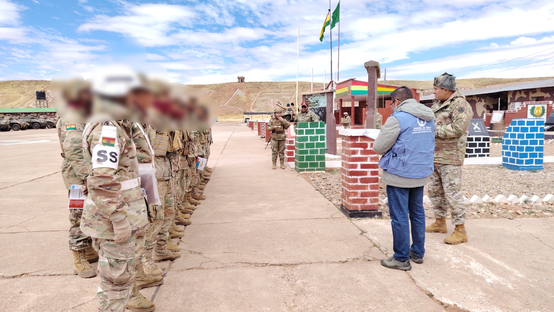 DEFENSORÍA DEL PUEBLO VERIFICA DENUNCIA DE AGRESIÓN A JOVEN QUE PRESTO EL SERVICIO MILITAR EN LA GESTIÓN 2026 EN EL REGIMIENTO TARAPACÁ DE CORO CORO