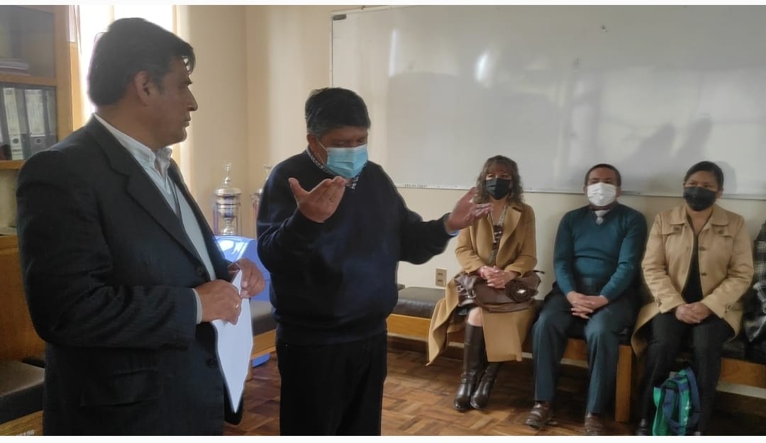 EN ORURO, INSTITUCIÓN DEFENSORIAL PARTICIPA COMO VEEDOR EN LAS PRUEBAS DE SUFICIENCIA ACADÉMICA DE LA UTO