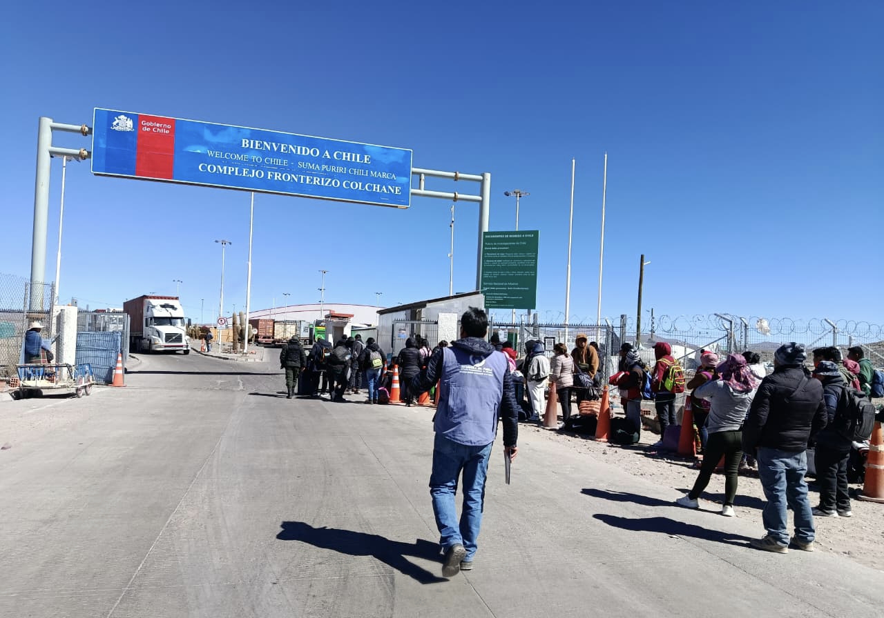 Defensoría del Pueblo realiza seguimiento a situación en el paso fronterizo de Colchane