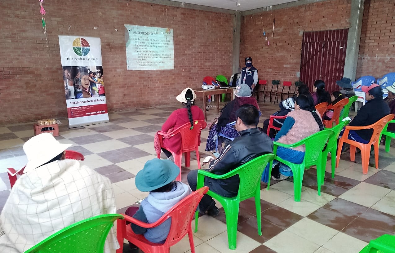 Defensoría del Pueblo continúa la socialización de los Derechos Humanos con los vecinos de la Urbanización Solidaridad de El Alto