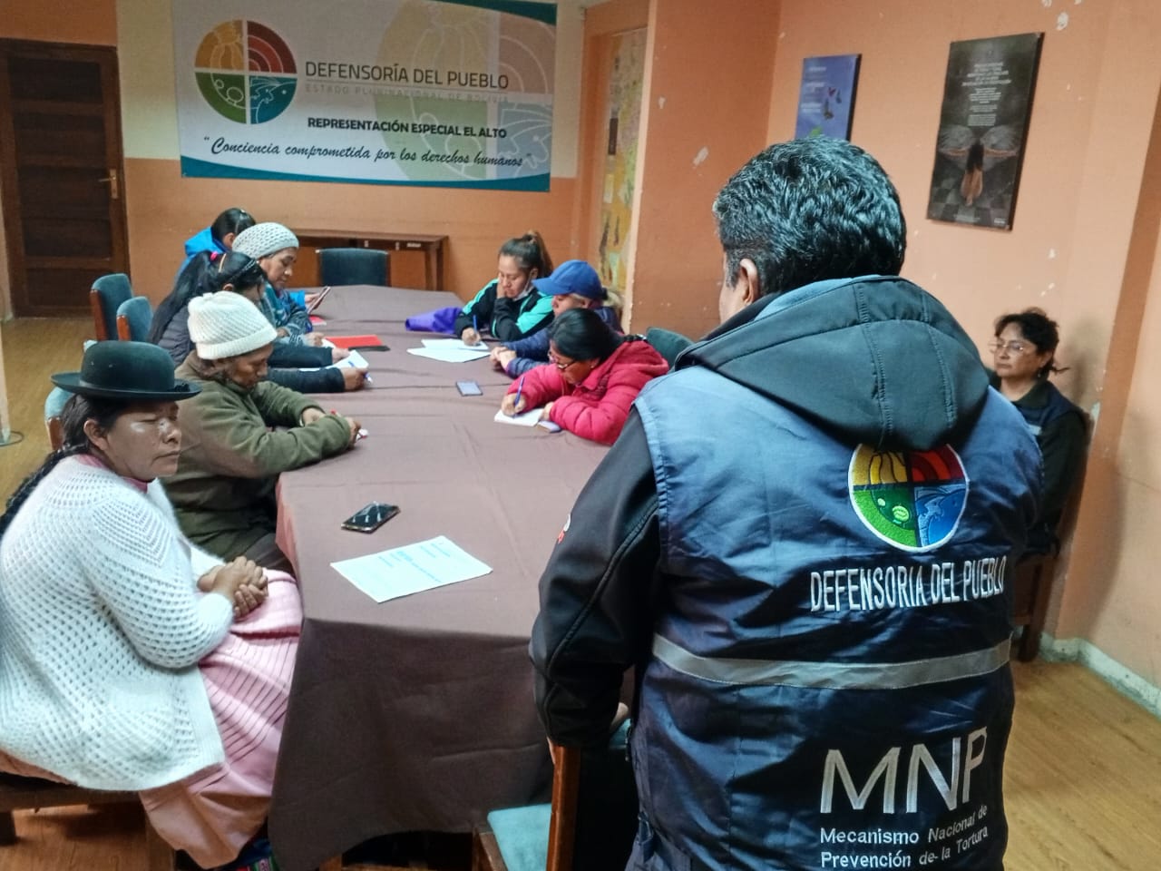 ARRANCA PROYECTO PILOTO PARA QUE PROMOTORAS COMUNITARIAS ACOMPAÑEN EL TRABAJO DE LA DEFENSORÌA DEL PUEBLO EN LA ATENCIÒN DE MUJERES VÍCTIMAS DE VIOLENCIA