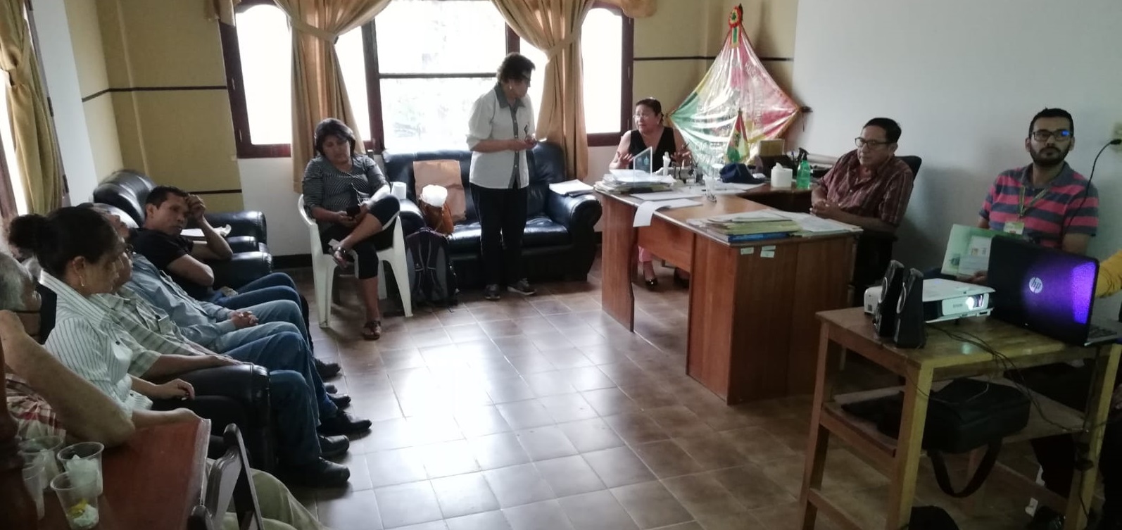 Defensoría del Pueblo fortalece capacidades de las autoridades municipales de San Buenaventura socializando la Ley 243 y protocolo de conflictividad