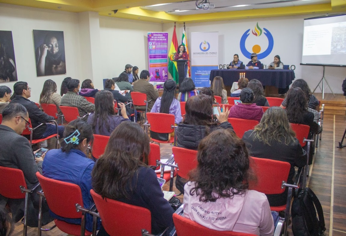 DEFENSORÍA DEL PUEBLO: LA PREVENCIÓN DE LA TRANSMISIÓN MATERNO INFANTIL DEL VIH ES UN DERECHO HUMANO