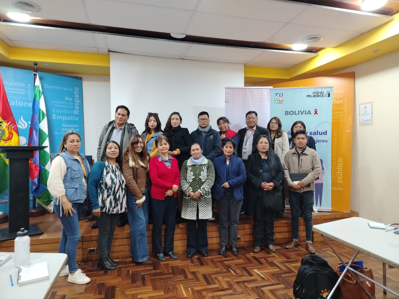 DEFENSORÍA DEL PUEBLO COADYUVA EN LA REACTIVACIÓN DE ATENCIONES DE SALUD A PERSONAS CON VIH/SIDA EN LA PAZ