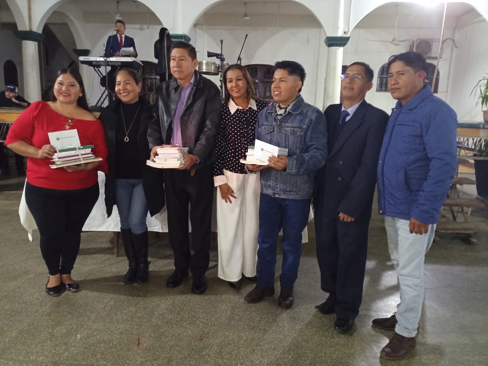 Defensor del Pueblo destaca el rol del periodismo en la defensa de los derechos humanos durante homenaje en Trinidad
