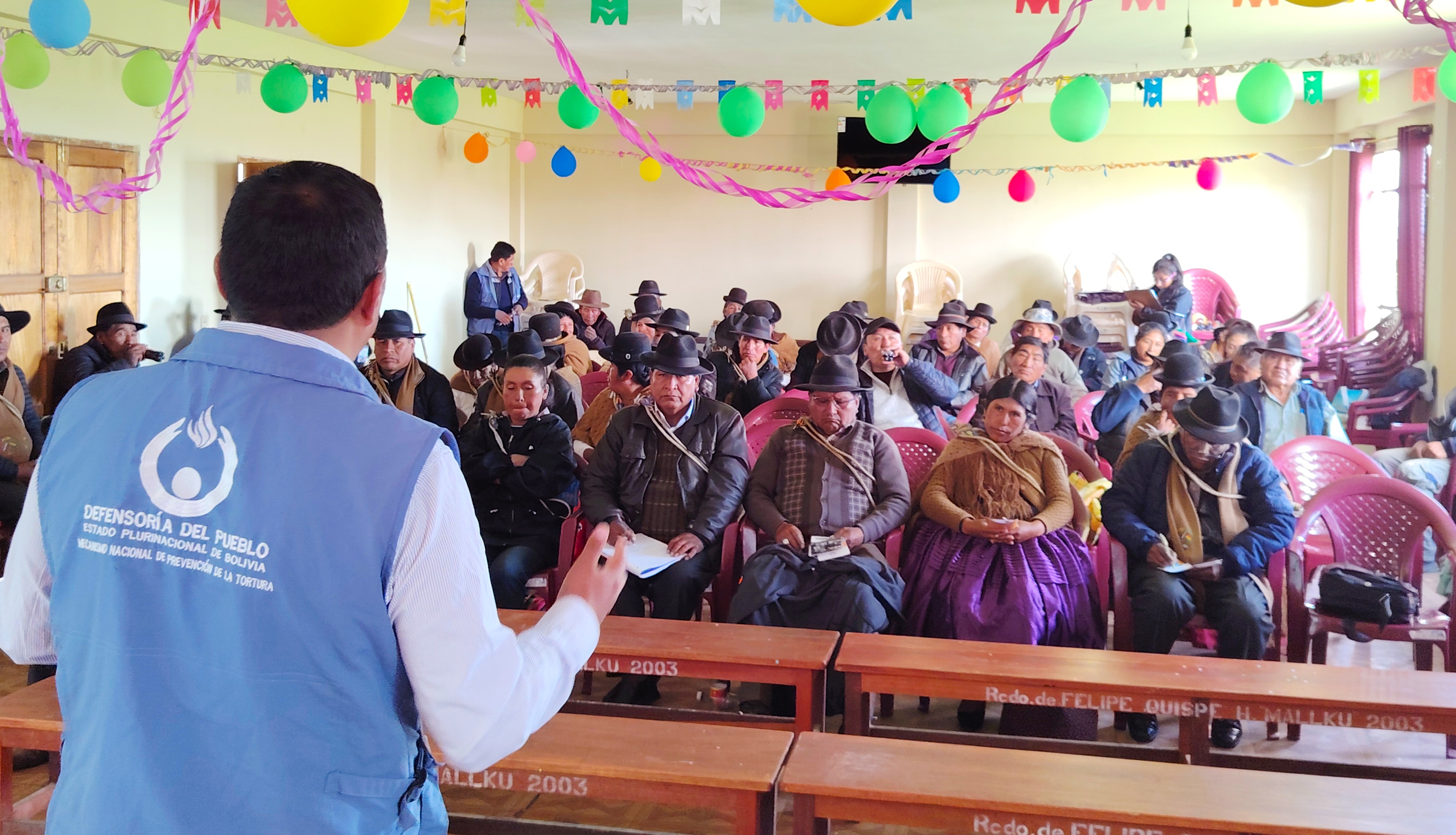 DEFENSORÍA DEL PUEBLO CAPACITA A AUTORIDADES INDÍGENAS Y CONCEJALES DE HUARINA SOBRE LAS LEYES 348 Y 243 EN EL MARCO DEL DÍA INTERNACIONAL DE LA MUJER