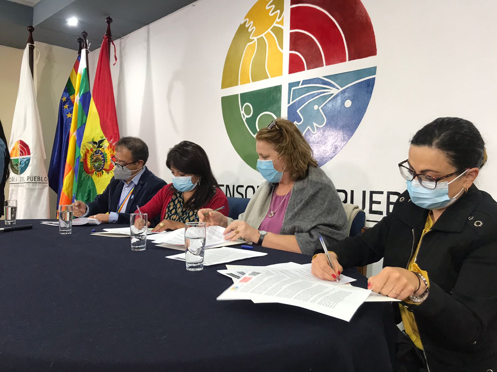 Defensoría del Pueblo, HIVOS y ADESPROC Libertad GBLT se unen para realizar la primera encuesta virtual sobre las condiciones de vida de la población LGBTIQ+ en Bolivia