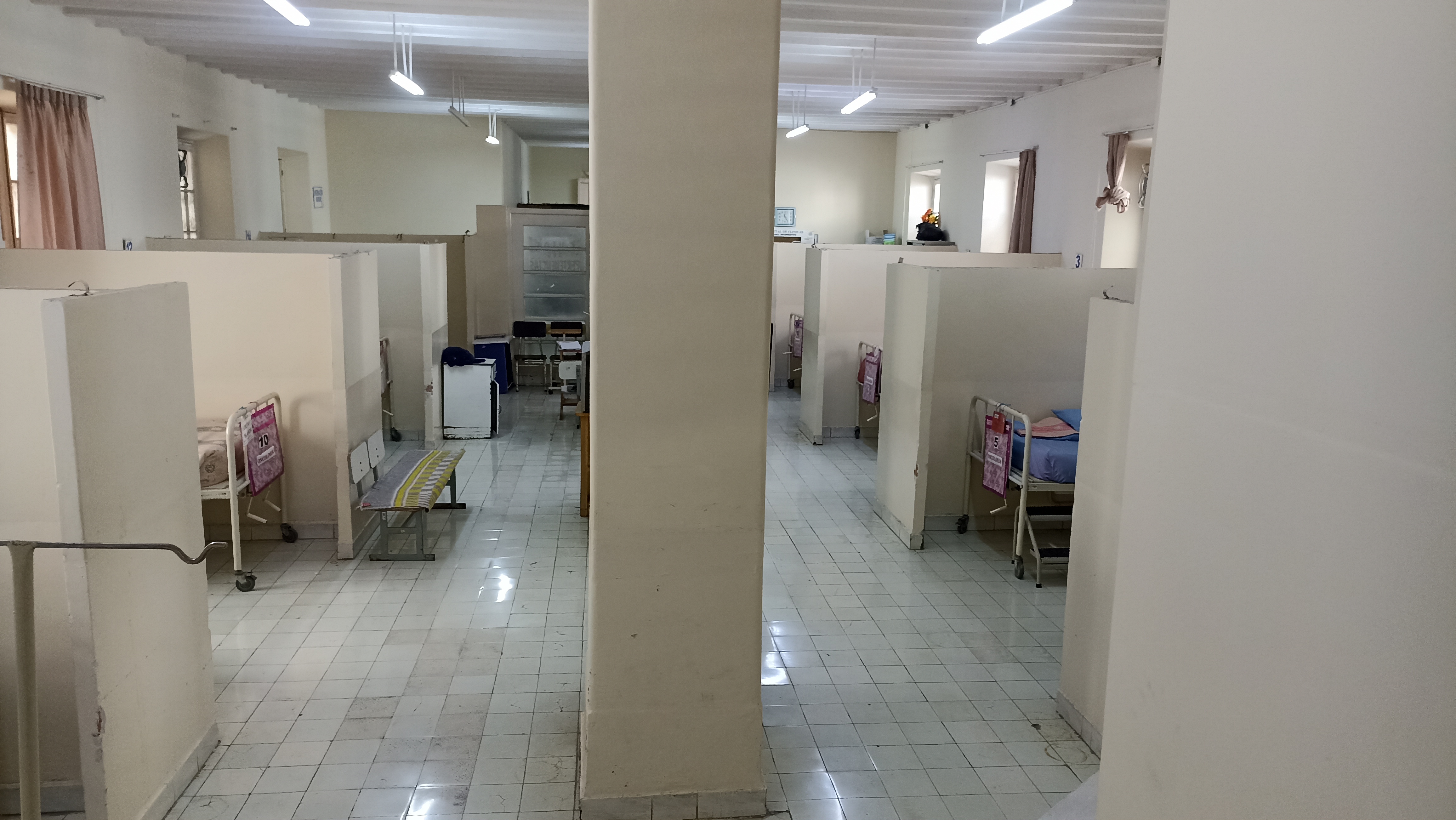 DEFENSORÍA DEL PUEBLO VERIFICA DEFICIENCIAS EN LA ATENCIÓN DE PACIENTES ONCOLÓGICOS EN EL HOSPITAL DE CLÍNICAS DE LA PAZ