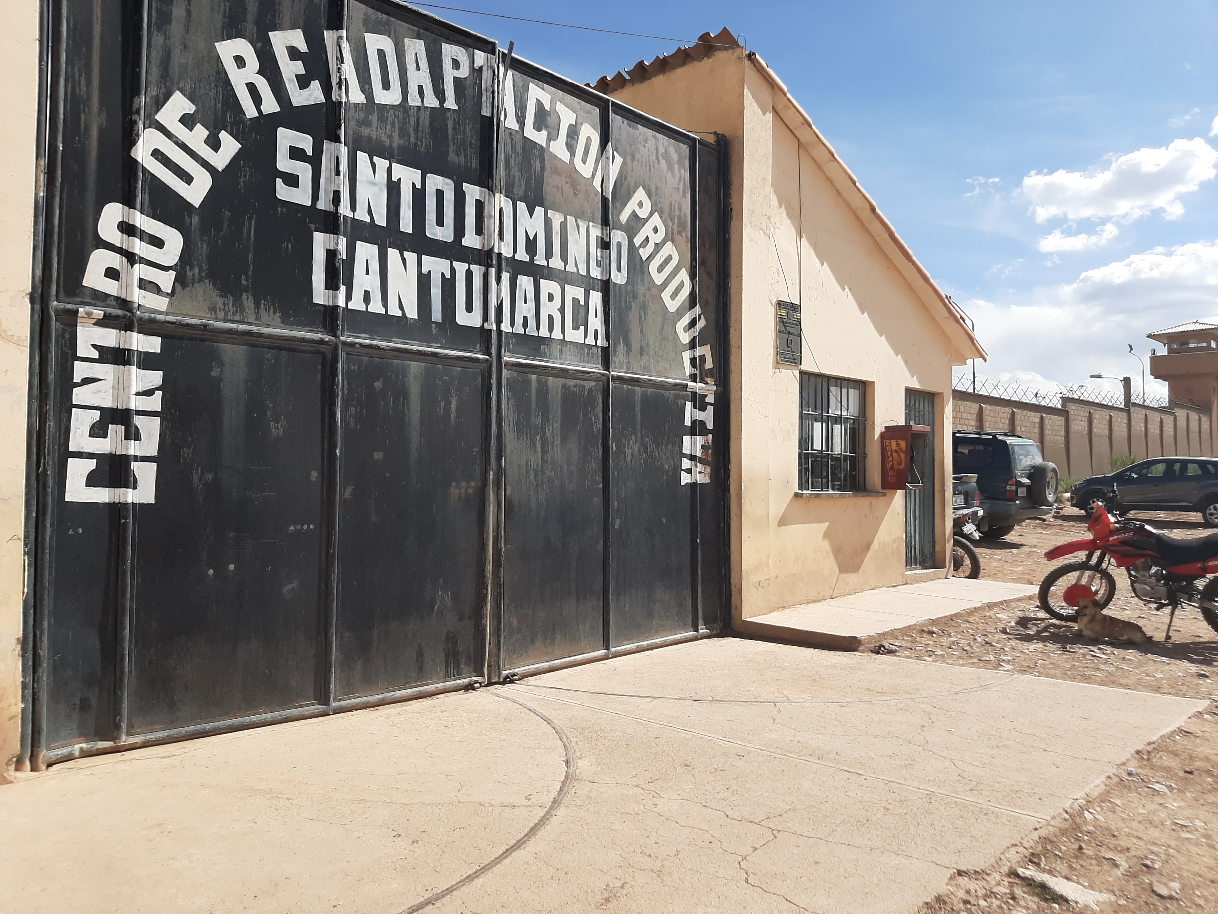 VERIFICACIÓN DEFENSORIAL DEVELA CARENCIAS DE MEDIDAS PREVENTIVAS PARA EL COVID-19 EN EL CENTRO PENITENCIARIO DE SANTO DOMINGO DE CANTUMARCA