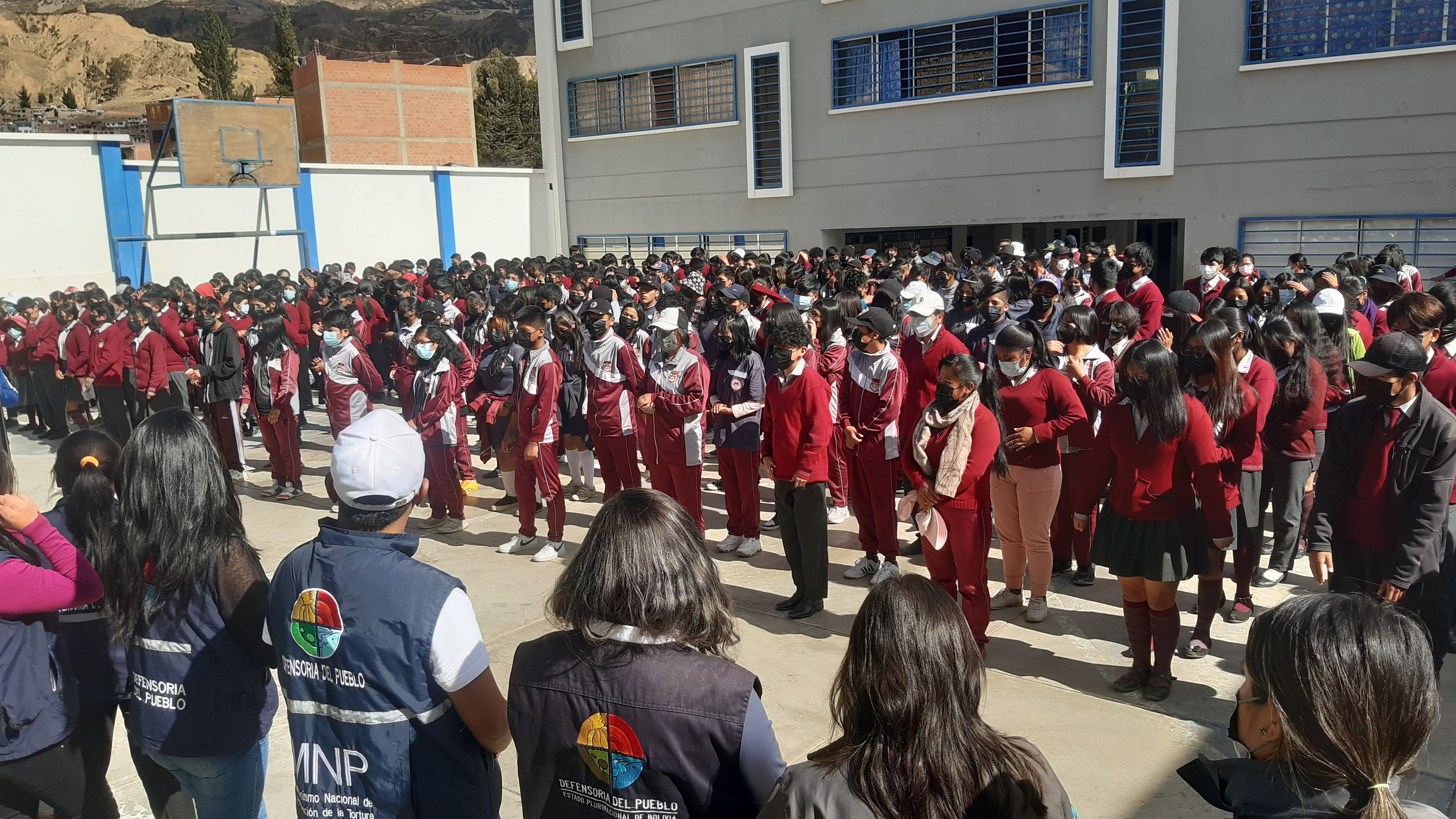 La Paz: Defensoría del Pueblo capacita en prevención de la violencia y Derechos Humanos a estudiantes de secundaria de la U.E. Santa Rosa de Lima del municipio de Palca