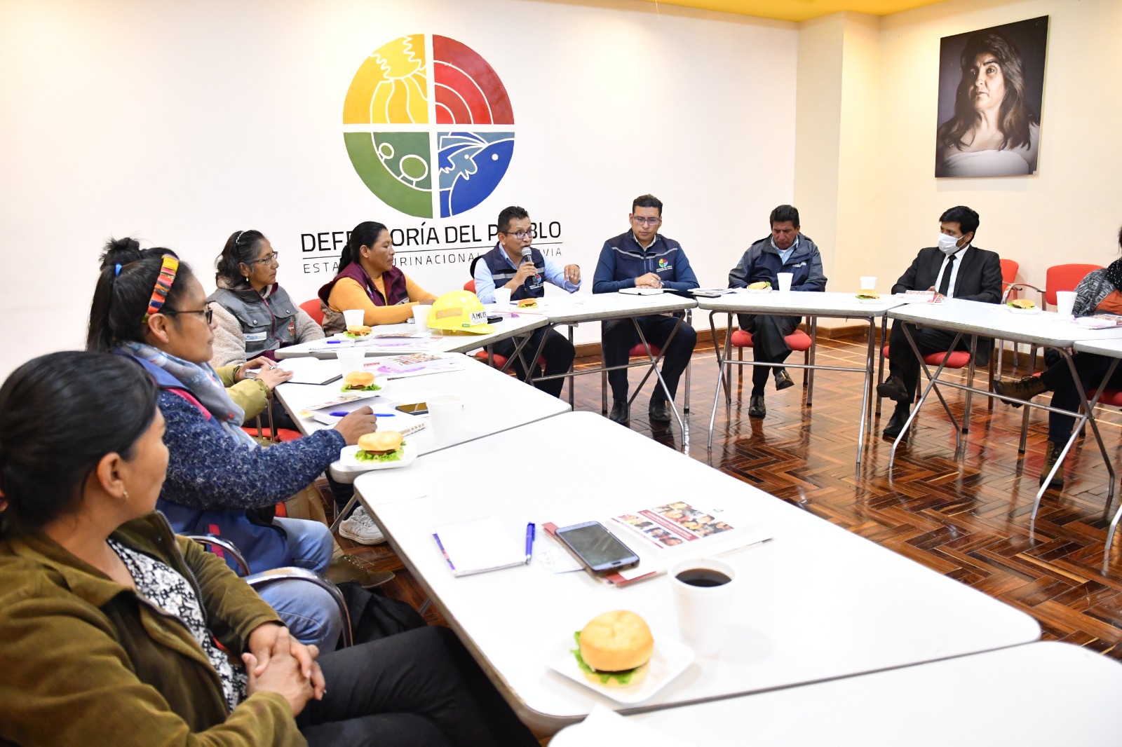 Defensor del Pueblo, organizaciones sociales y promotoras comunitarias inician trabajo de la 'Red Nacional de Prevención y Protección de los Derechos Humanos de las Mujeres'