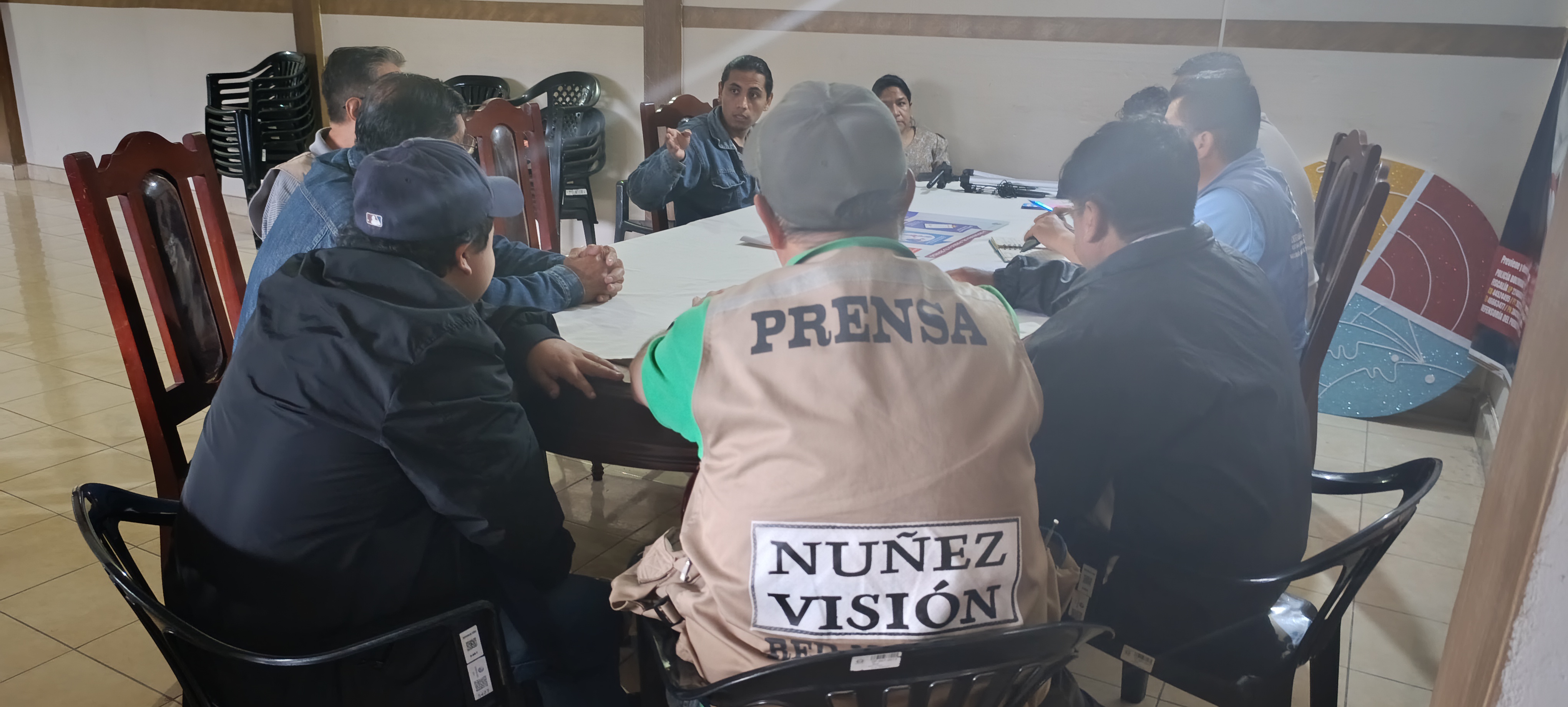 LA DEFENSORÍA DEL PUEBLO RECONOCE LA LABOR DE PERIODISTAS EN LA DEFENSA DE LOS DERECHOS HUMANOS Y PROMUEVE ESPACIOS DE DIÁLOGO Y FORMACIÓN