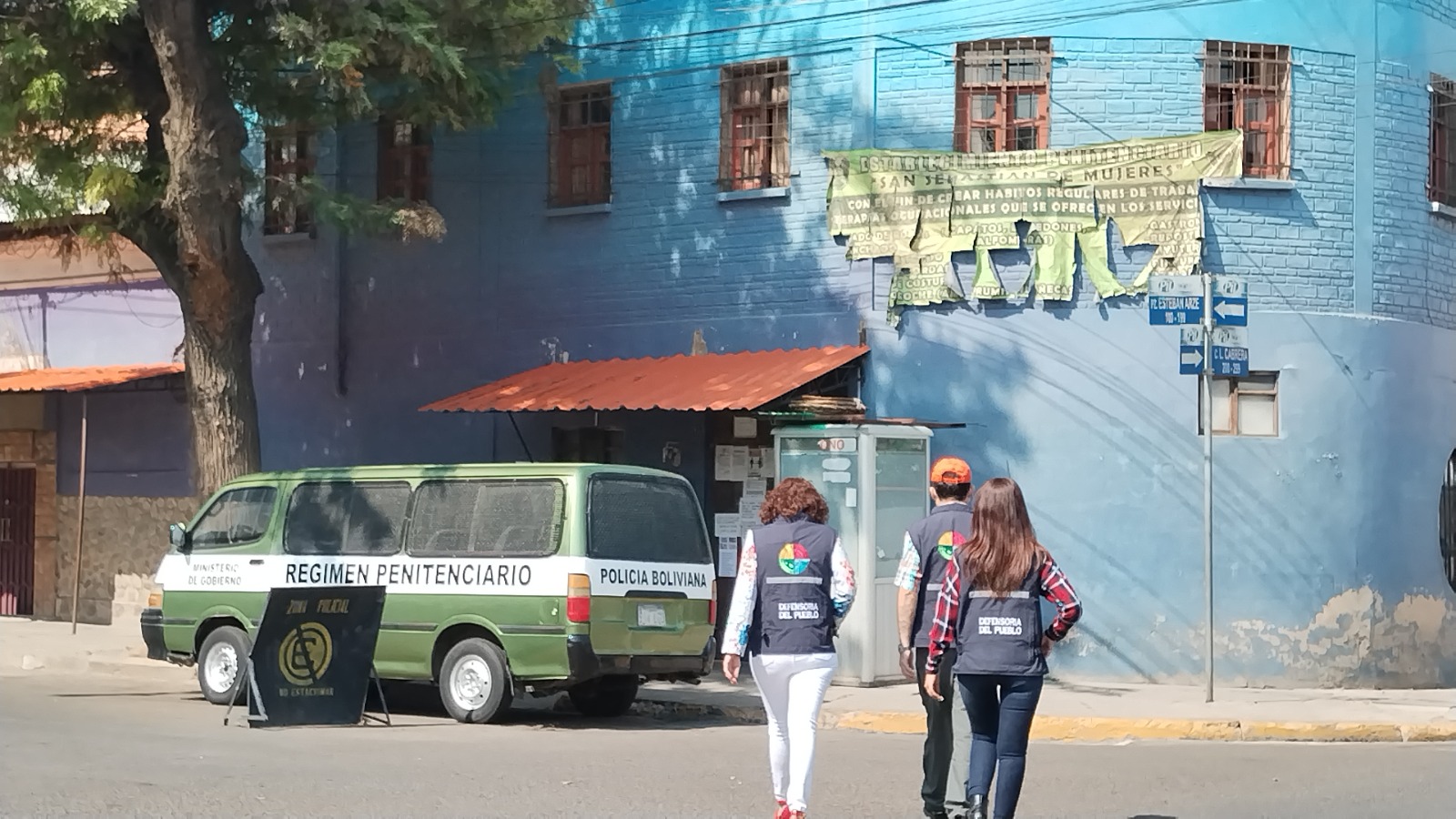 LA DEFENSORÍA DEL PUEBLO EXHORTA A QUE SE APLIQUE UN PROTOCOLO PARA FUMIGACIÓN EN RECINTOS PENITENCIARIOS DE COCHABAMBA