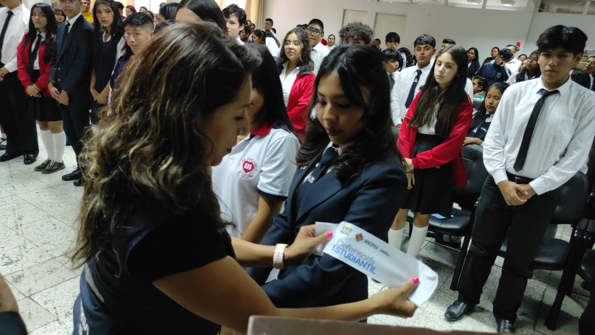 Tarija celebra la posesión de Defensores Estudiantiles para la prevención de las violencias en el ámbito escolar