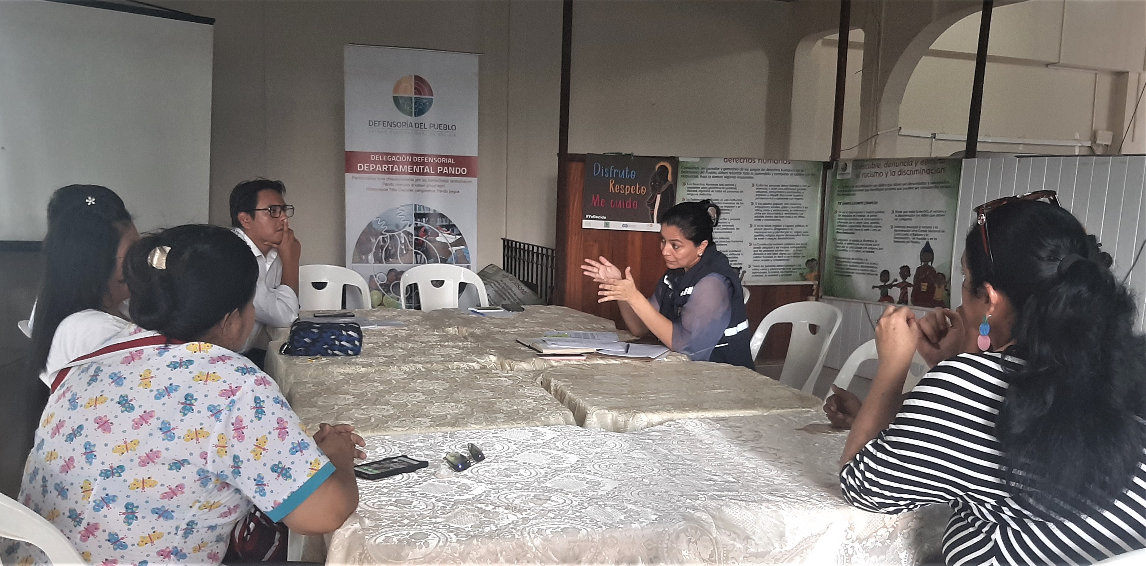 DEFENSORÍA DEL PUEBLO EN PANDO MEDIA CONFLICTO ENTRE PACIENTES ENFERMOS RENALES Y PERSONAL MÉDICO DE LA UNIDAD DE HEMODIÁLISIS DEL HOSPITAL R.G.T.