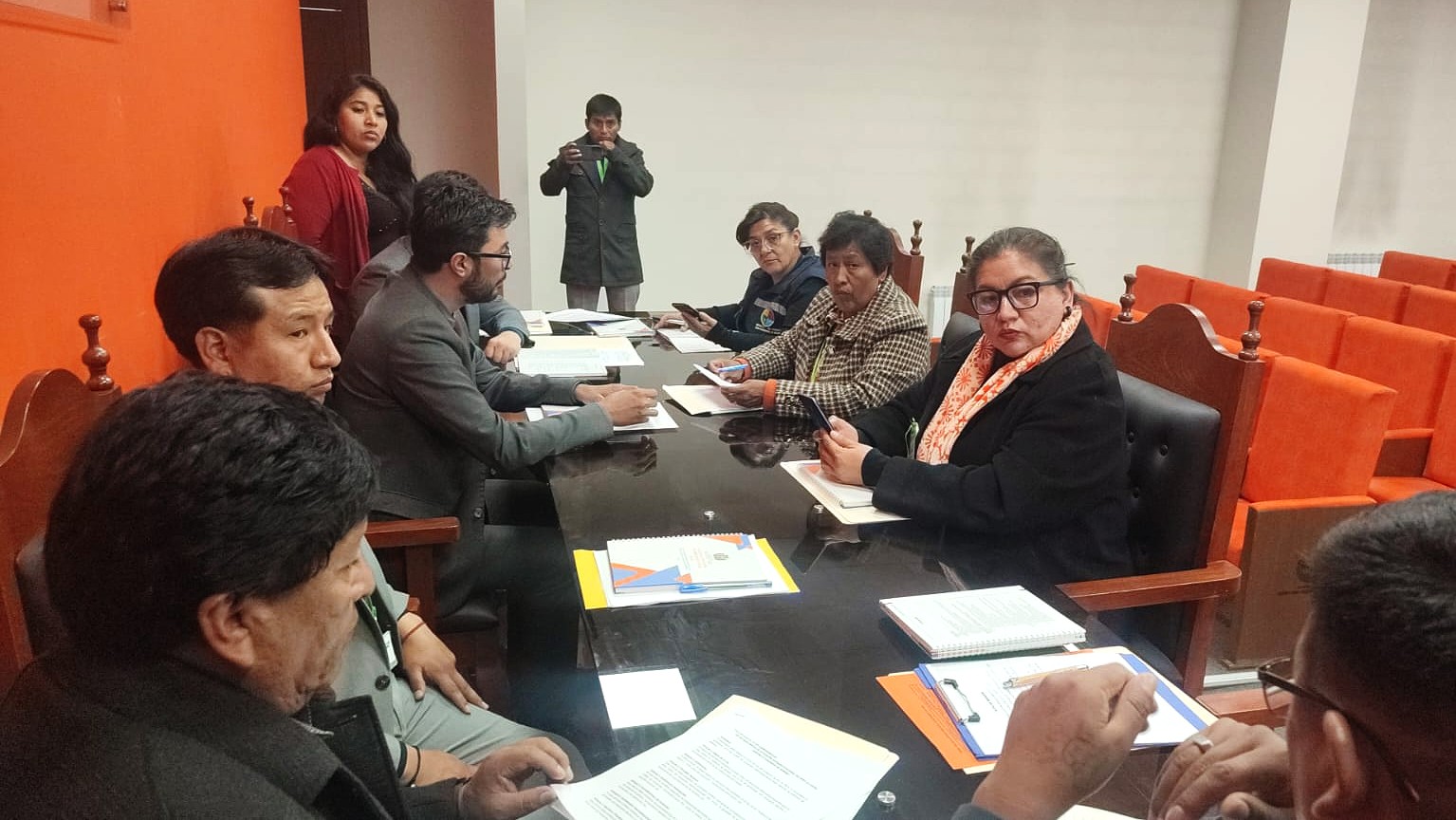 DEFENSORÍA DEL PUEBLO PARTICIPA EN LA PRIMERA SESIÓN DE LA MESA TÉCNICA QUE IMPULSA LA RUTA DE ACTUACIÓN INTERINSTITUCIONAL (RAI) CONTRA LA VIOLENCIA