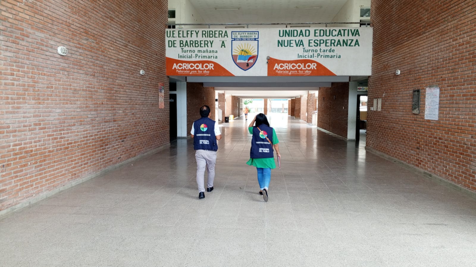 DEFENSORÍA DEL PUEBLO REALIZA SEGUIMIENTO ANTE POSIBLE INTOXICACIÓN DE ESTUDIANTES DE UNA UNIDAD EDUCATIVA EN SANTA CRUZ