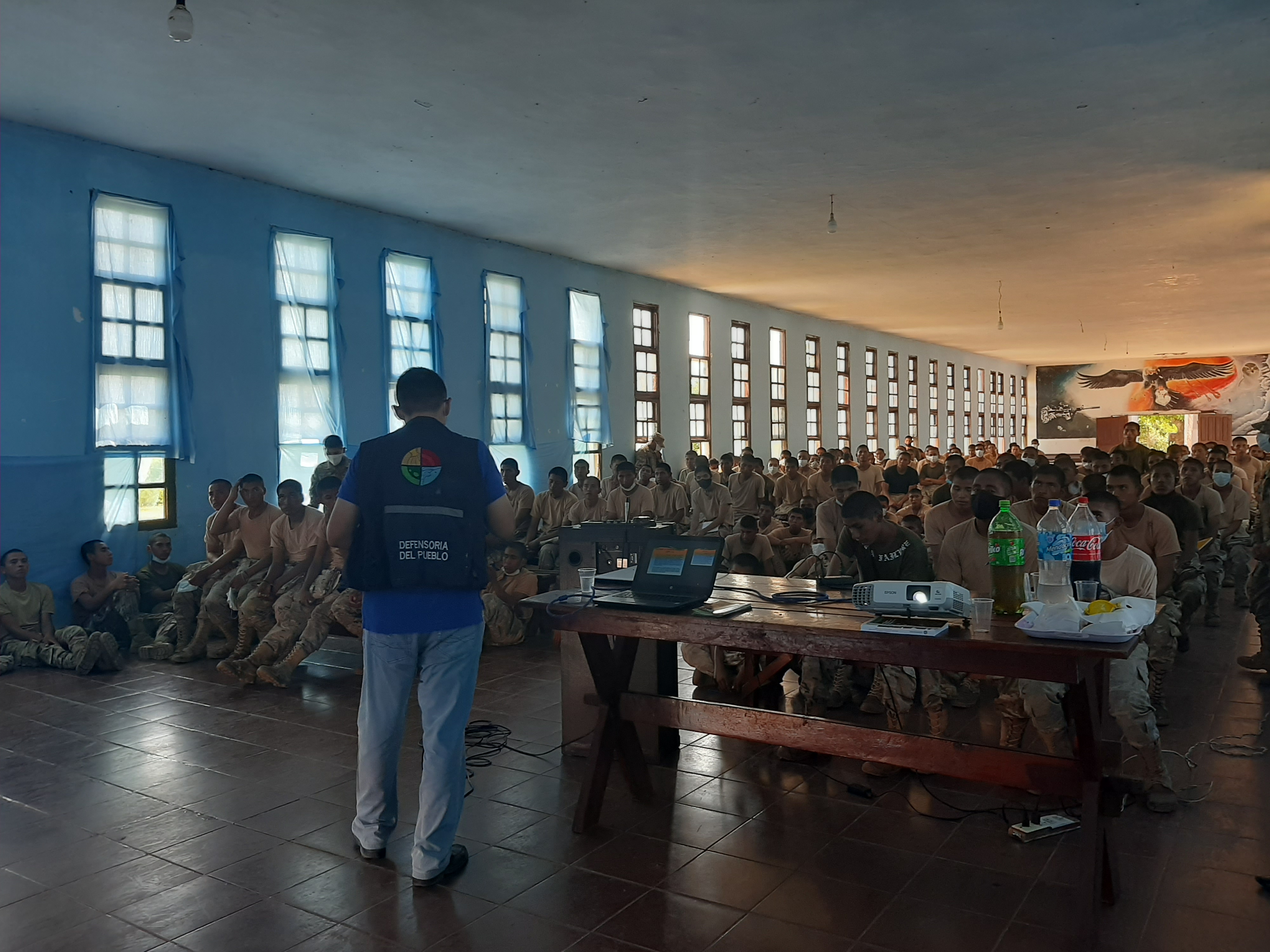 EN PUERTO SUAREZ LA DEFENSORIA DEL PUEBLO INICIA PROCESO  DE CAPACITACION EN DERECHOS HUMANOS CON LOS CONSCRIPTOS DEL GRUPO AEREO 83