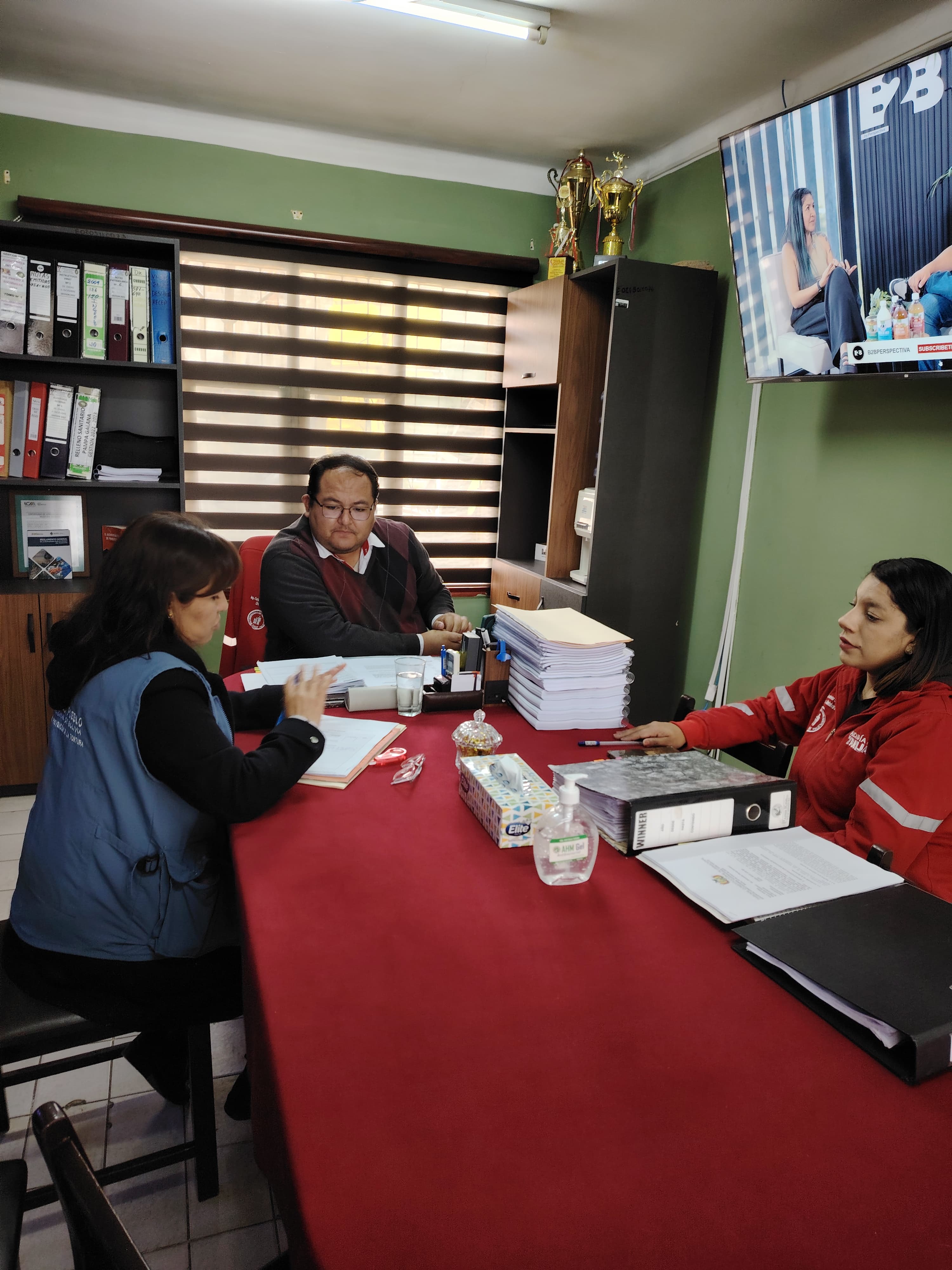 COBRO DE TASA DE ASEO EN TARIJA; DEFENSORÍA DEL PUEBLO ACTÚA DE OFICIO PARA RESGUARDAR DERECHOS LABORALES Y DEL MEDIOAMBIENTE