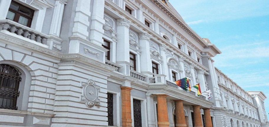 Defensoría del Pueblo, exhorta a la Asamblea Legislativa Departamental viabilizar recursos económicos por colapso de los hospitales en Sucre