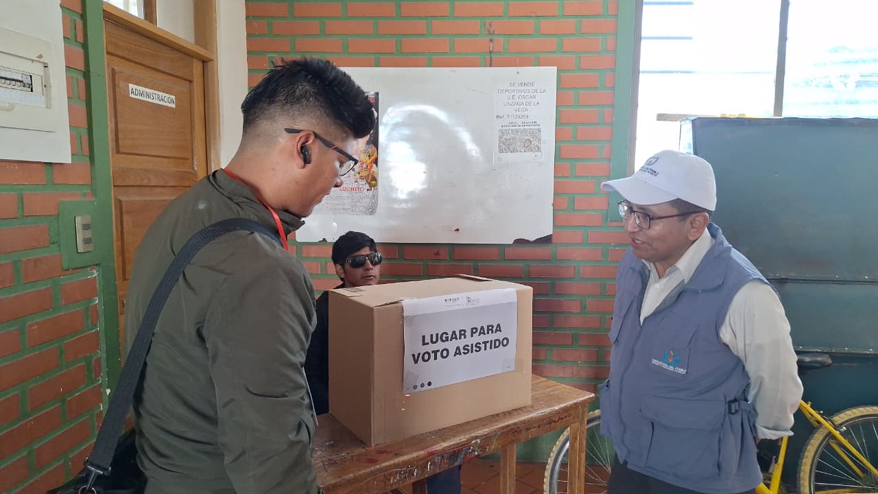 Defensor del Pueblo lidera monitoreo de derechos humanos en Oruro y destaca la importancia del voto en la jornada electoral
