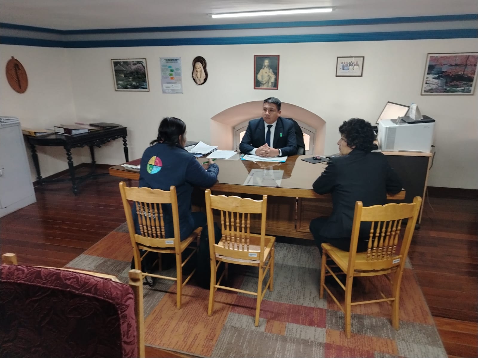 LA DELEGACIÓN DEFENSORIAL DE LA PAZ REALIZÓ VERIFICACIONES SOBRE EL PROCESO DE INSCRIPCIONES E INFRAESTRUCTURA EN UNIDADES EDUCATIVAS