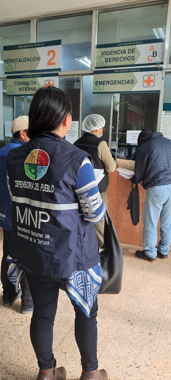 La Paz: Defensoría del Pueblo posibilitó la entrega del cuerpo del cineasta Iverint López retenido por un adeudo a los servicios médicos