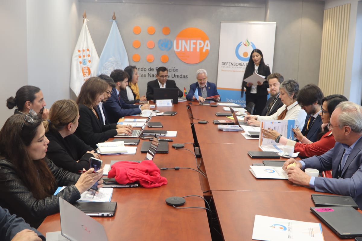 DEFENSOR DEL PUEBLO PRESENTA A EMBAJADAS Y AGENCIAS DE COOPERACIÓN EL INFORME DE SITUACIÓN DE DERECHOS HUMANOS EN BOLIVIA 2024