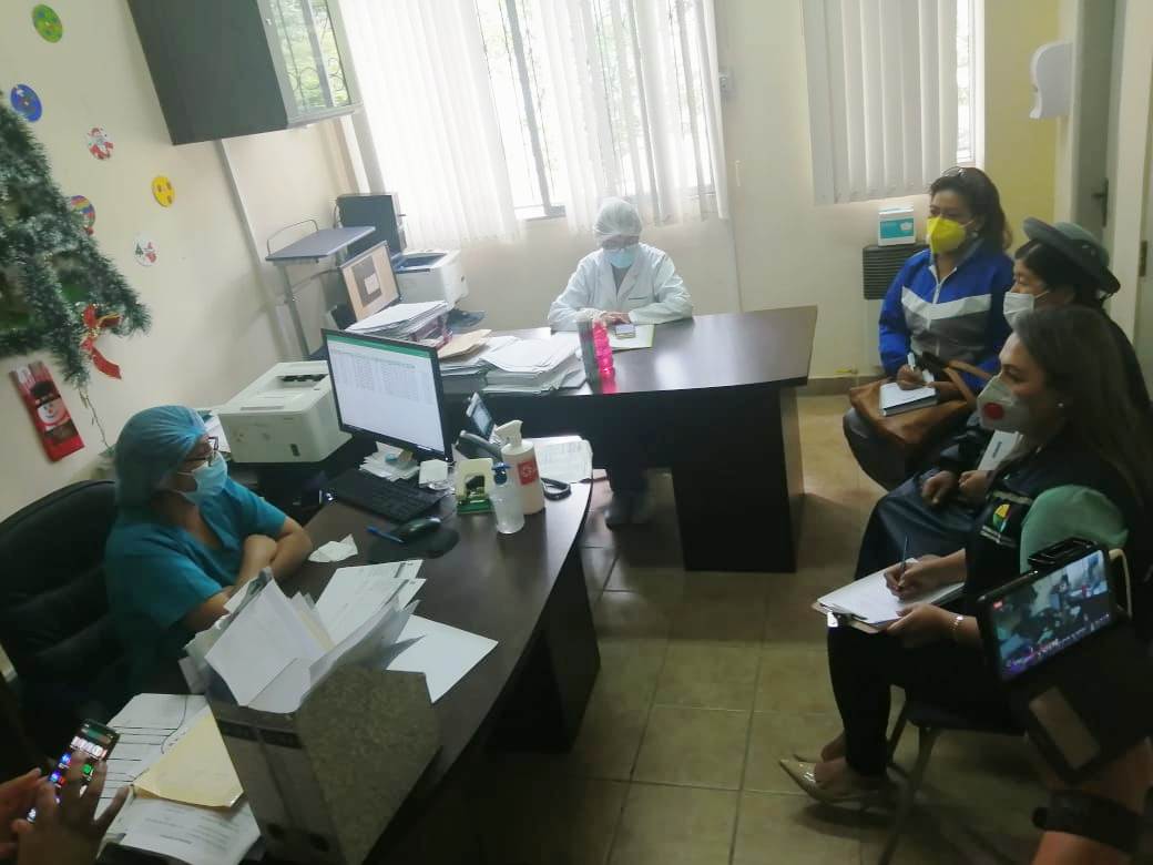 Defensoría del Pueblo insta a cumplir protocolos de bioseguridad e incrementar personal médico en el Hospital Obrero de Tarija ante incremento de casos COVID-19
