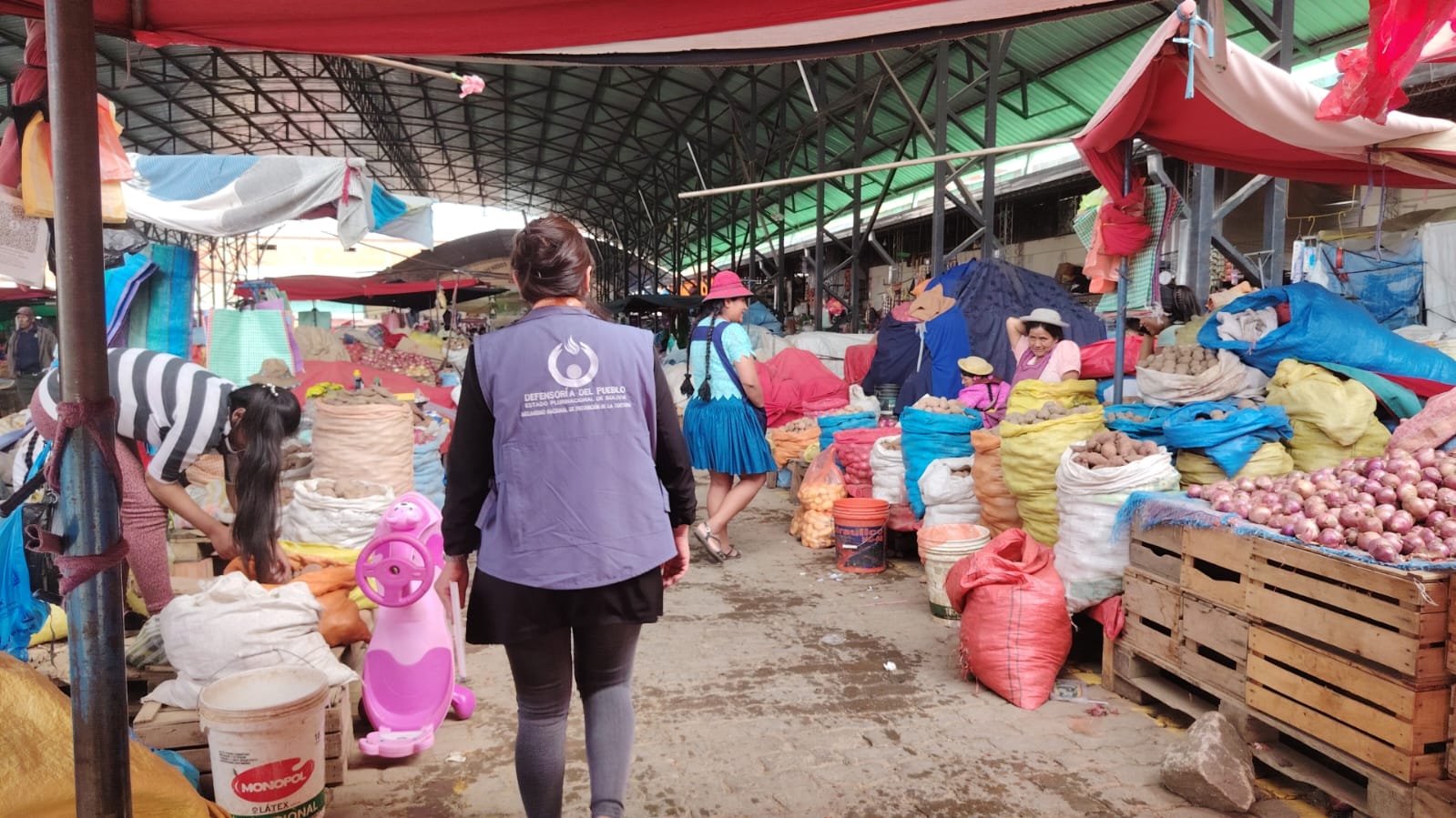 DEFENSORÍA DEL PUEBLO DESPLIEGA MONITOREO NACIONAL ANTE MOVILIZACIONES Y DEMANDAS SECTORIALES VINCULADAS AL D.S. N.º 5503