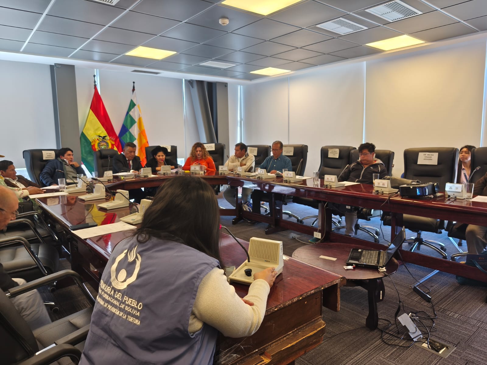 DEFENSORÍA DEL PUEBLO SOCIALIZA EL INFORME DEFENSORÍAL REFERENTE A ACTIVIDADES MINERAS EN EL MUNICIPIO DE MAPIRI Y HACE SEGUIMIENTO A LAS RECOMENDACIONES DEFENSORIALES