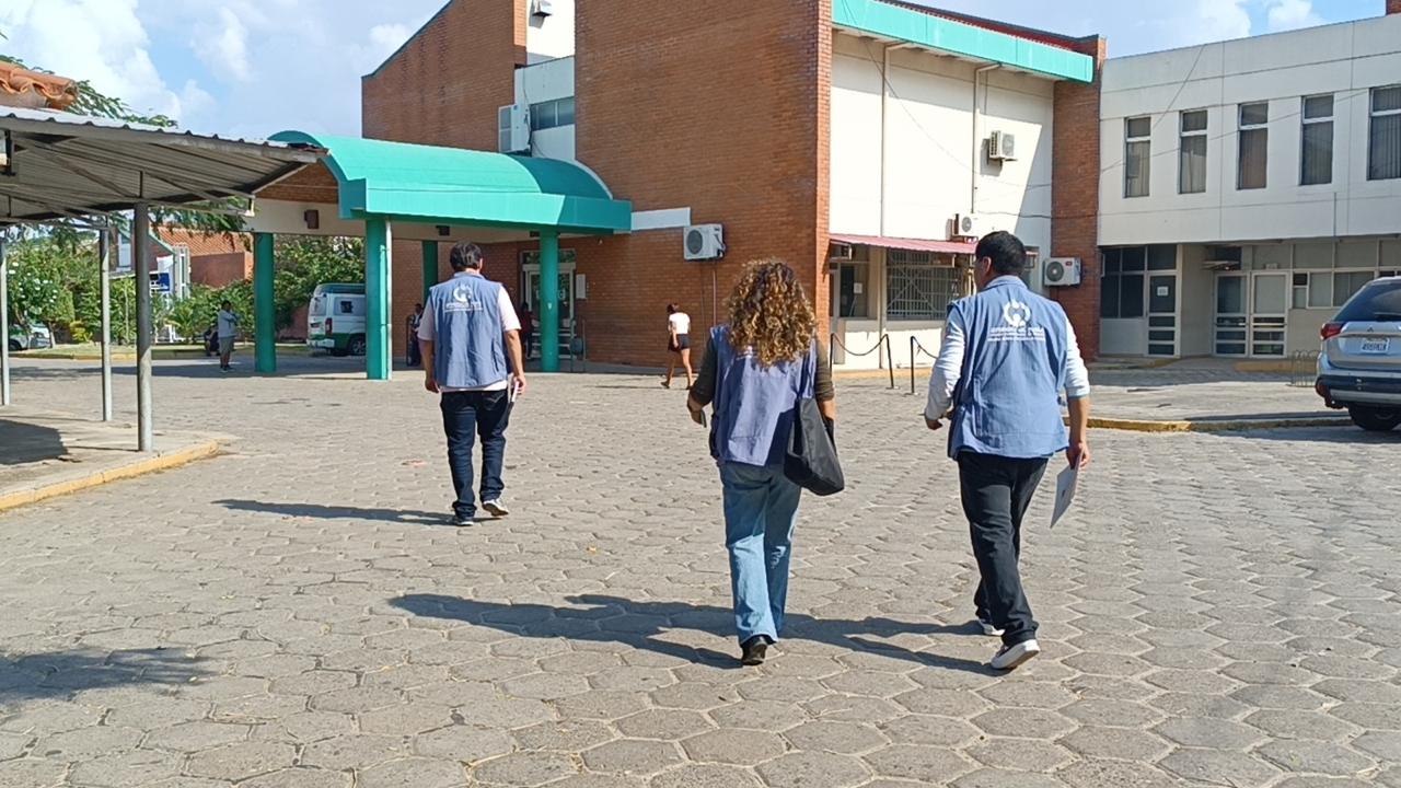 DEFENSORÍA DEL PUEBLO VERIFICA ATENCIÓN MÉDICA A PERSONAS HERIDAS Y SITUACION DE APREHENDIDOS TRAS HECHOS DE VIOLENCIA EN SAN JULIÁN