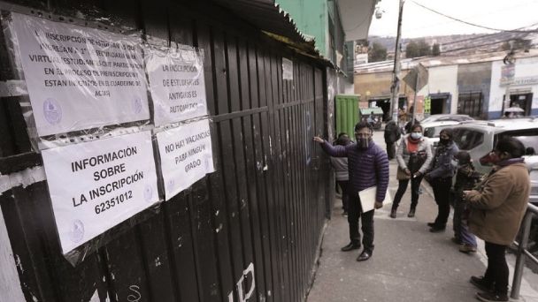 Defensoría del Pueblo pide al Ministerio de Educación establecer límites y rebajas en las pensiones escolares