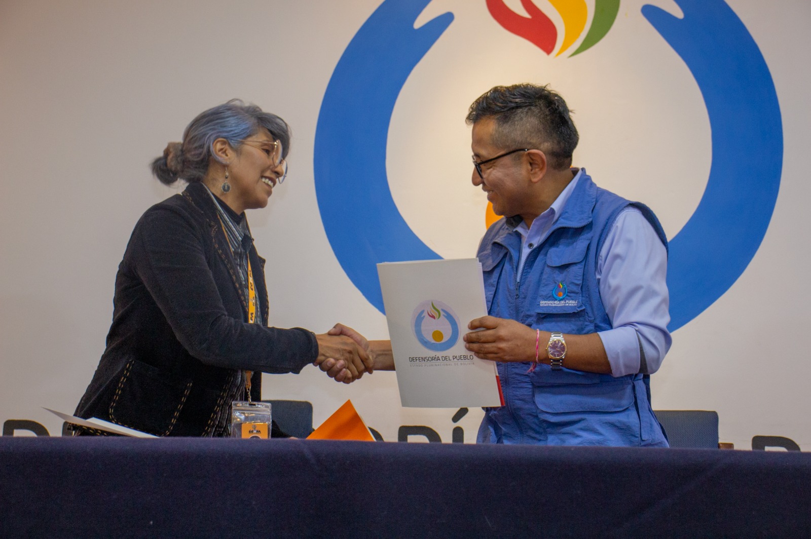 DEFENSOR DEL PUEBLO Y FUNDACIÓN COMPA FIRMAN CONVENIO PARA PROMOVER LA CONVIVENCIA PACÍFICA EN ÁMBITOS EDUCATIVOS
