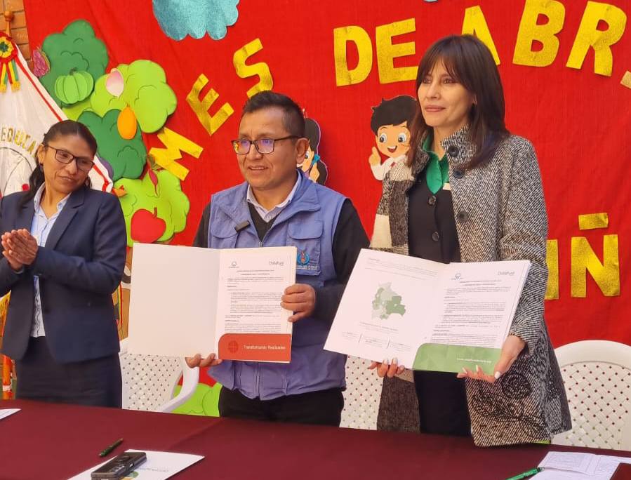 DEFENSORÍA DEL PUEBLO Y CHILDFUND PROMUEVEN EL EJERCICIO DE DERECHOS DE LA NIÑEZ Y FORTACELEN A ‘DEFENSORES ESTUDIANTILES’