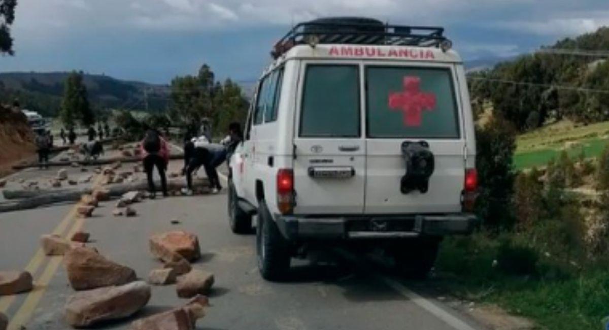 DEFENSORÍA DEL PUEBLO PROMUEVE ACUERDO HUMANITARIO PARA GARANTIZAR EL PASO DE AMBULANCIAS EN CHUQUISACA