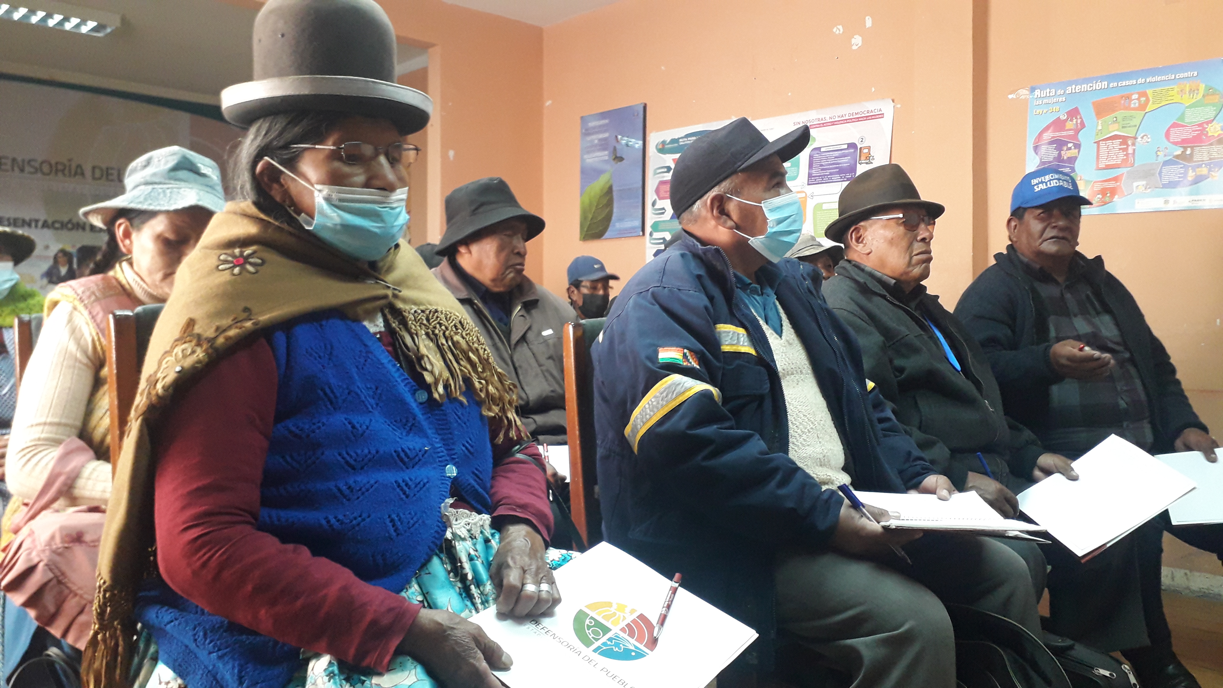 En El Alto, la Defensoría del Pueblo brinda talleres a personas adultas mayores sobre Promoción y Difusión de Derechos Humanos y el trato preferente de las entidades financieras