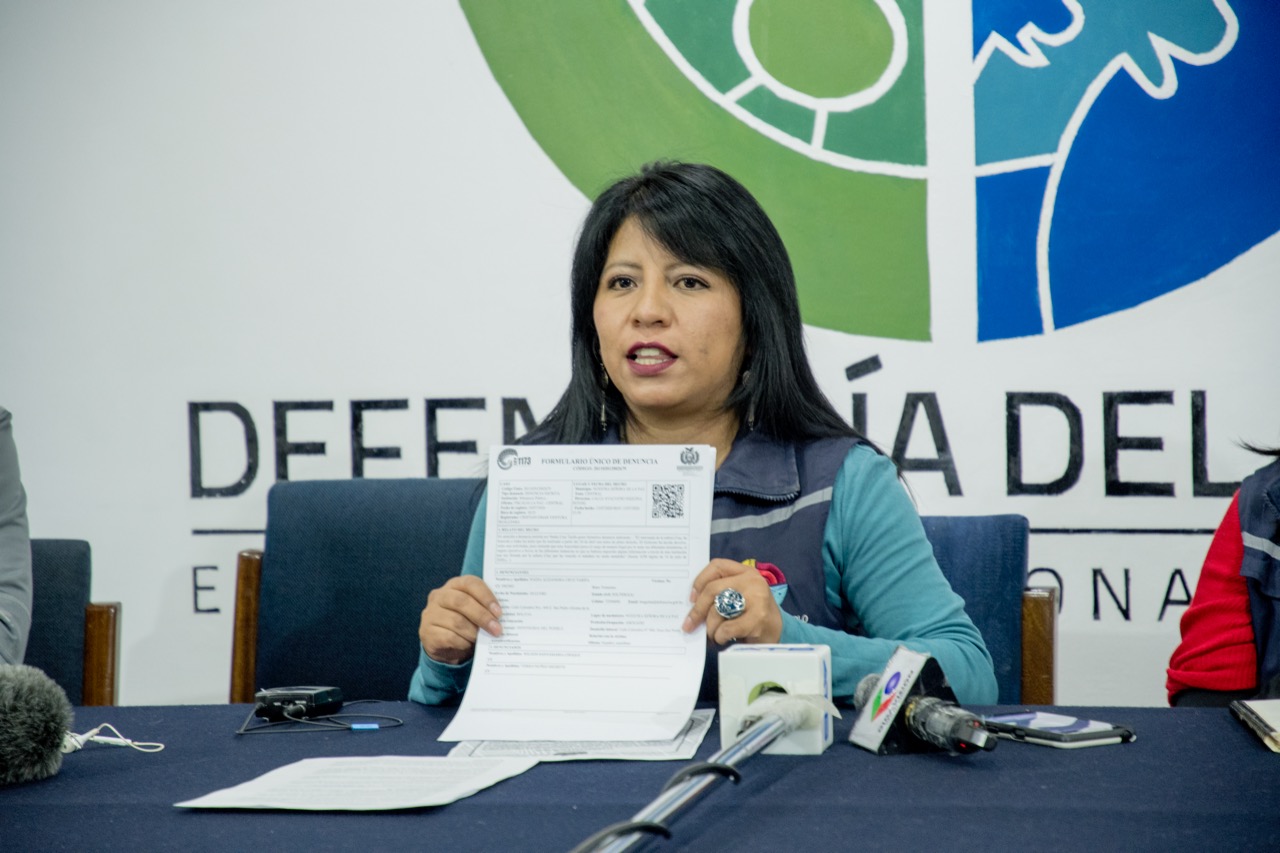 Defensora del Pueblo presenta denuncia formal contra el Ministro Núñez y Viceministro Santamaría por desconocer y afectar el trabajo defensorial