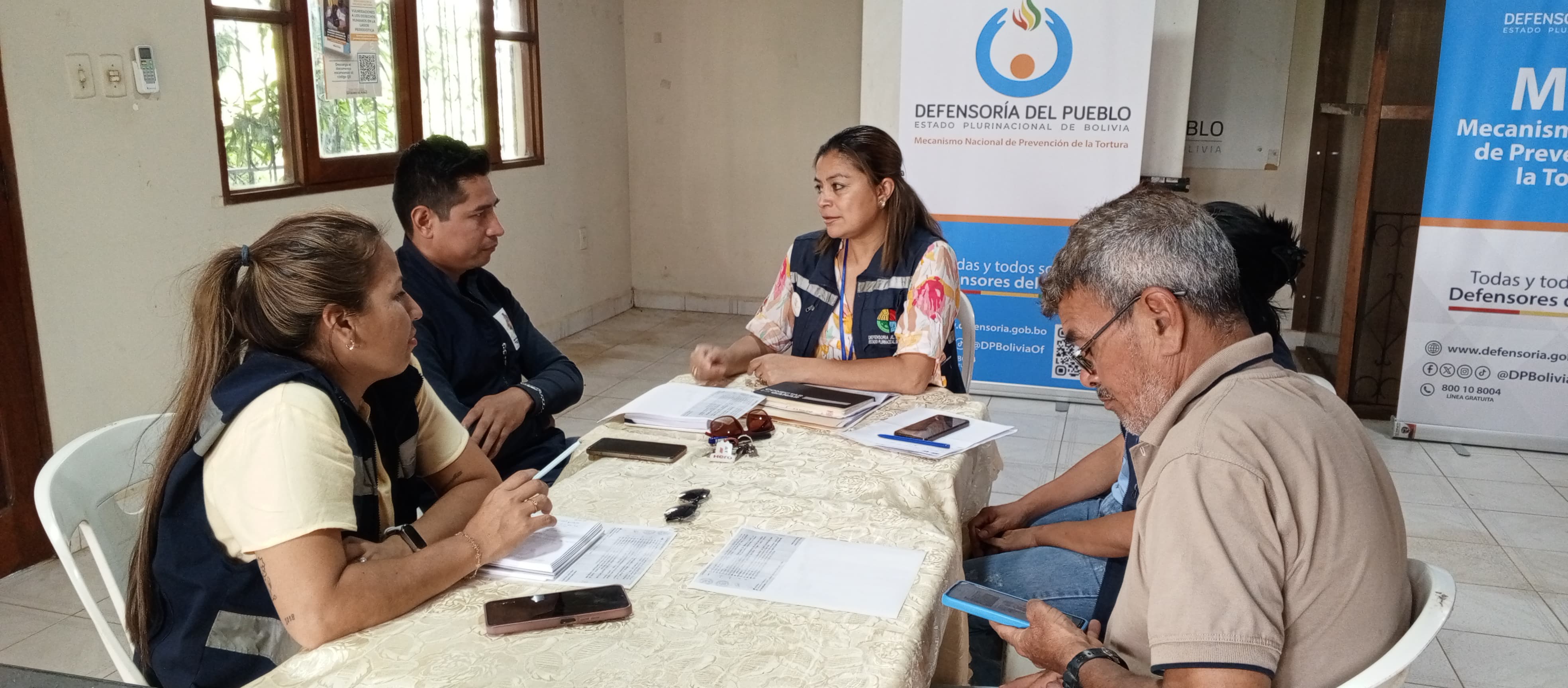 DEFENSORÍA DEL PUEBLO COORDINA ACCIONES INTERINSTITUCIONALES PARA FORTALECER EL CONTROL DE PRECIOS, CALIDAD DE PRODUCTOS Y MECANISMOS DE DENUNCIAS DE LA CANASTA FAMILIAR EN COBIJA