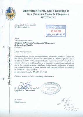 DEFENSORÍA LOGRA QUE LA UNIVERSIDAD SAN XAVIER DE CHUQUISACA ELIMINE EXIGENCIA DE TRAJE FORMAL Y CORBATA A PERSONAL ADMINISTRATIVO